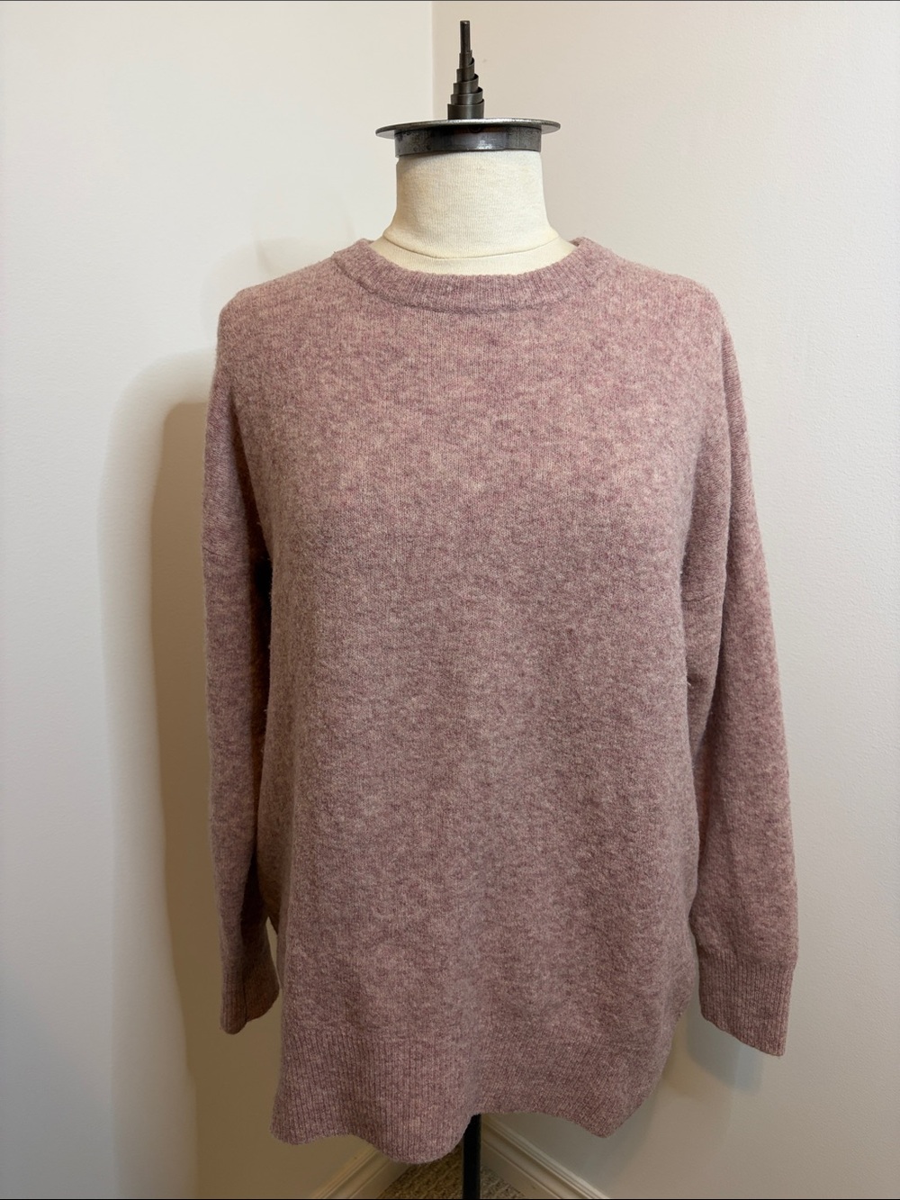 COMMUNITY Aritzia Pink Wool Yak Blend Knit Oversized Crewneck Sweater SZ MEDIUM